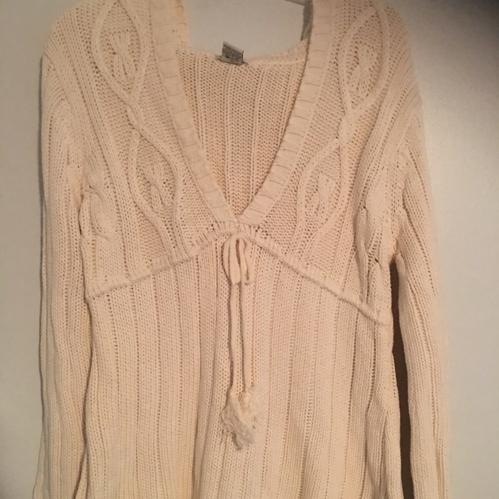 Super cute Levi’s hoodie sweater